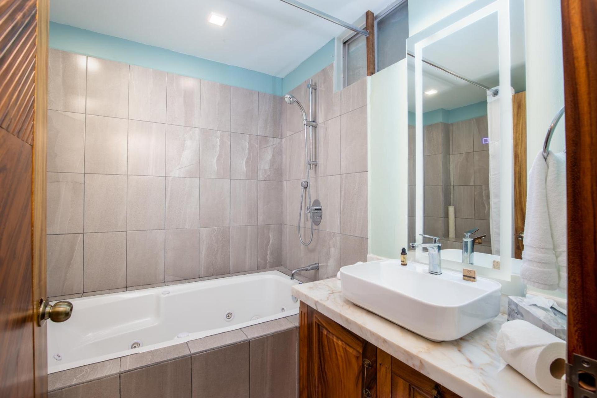 Family Vacation Home, Frontage Apartment Puerto Vallarta